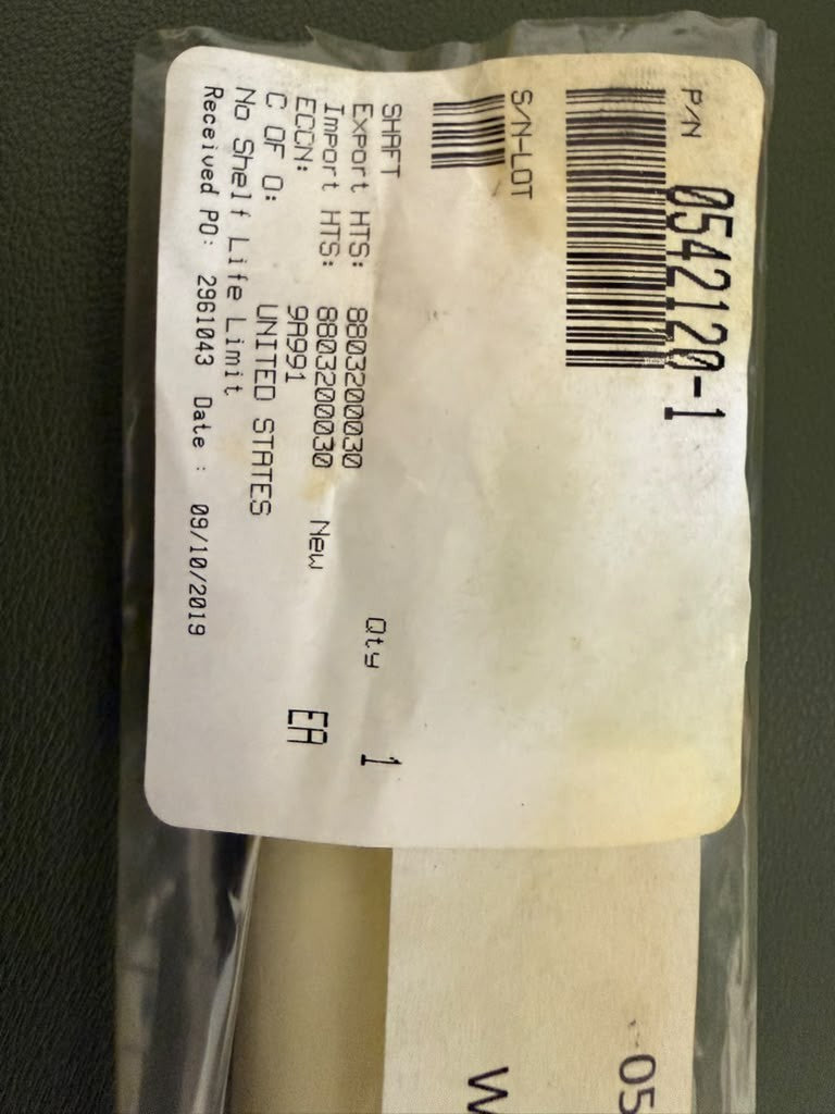 Cessna 0542120-1 shaft Textron part label showing New condition