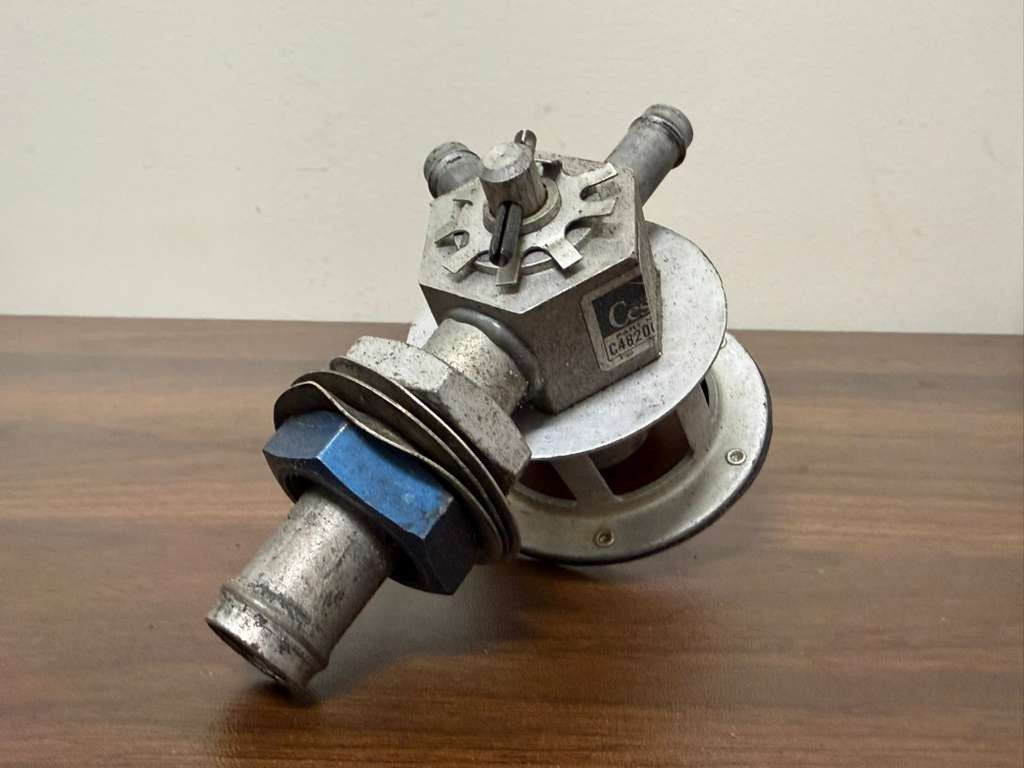 Airborne 2H3-16 Vacuum Regulator Valve C482001-0401 – Cessna 150 – As Removed