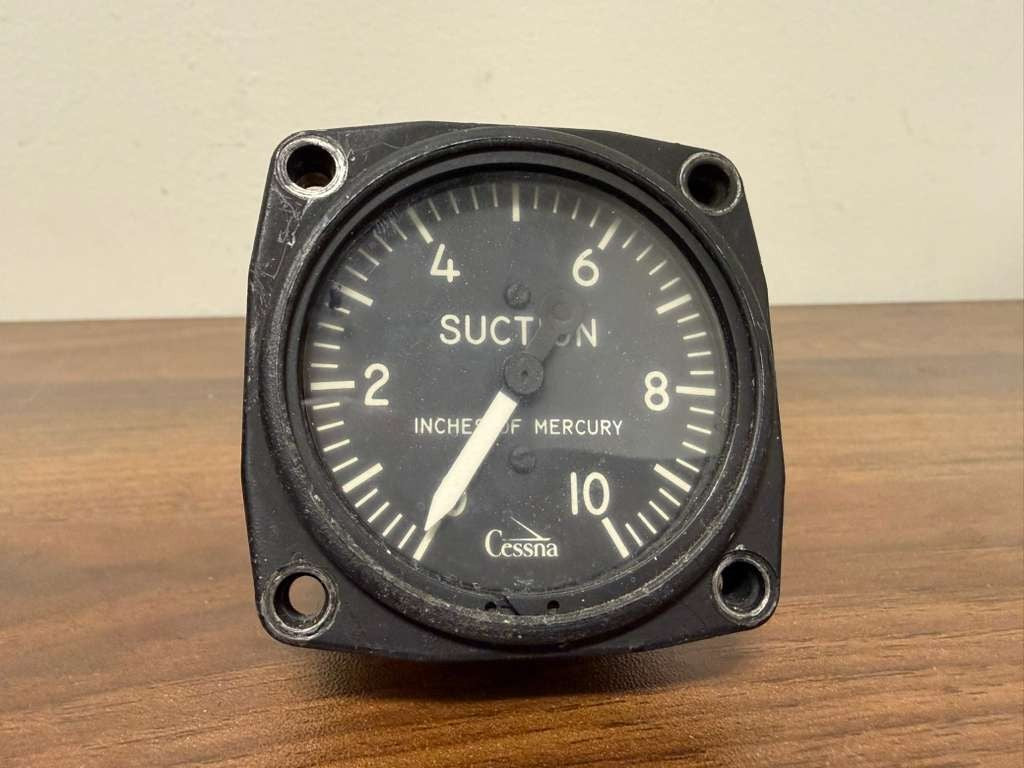Standard Precision 51414-1 Suction / Vacuum Gauge Indicator – As Removed